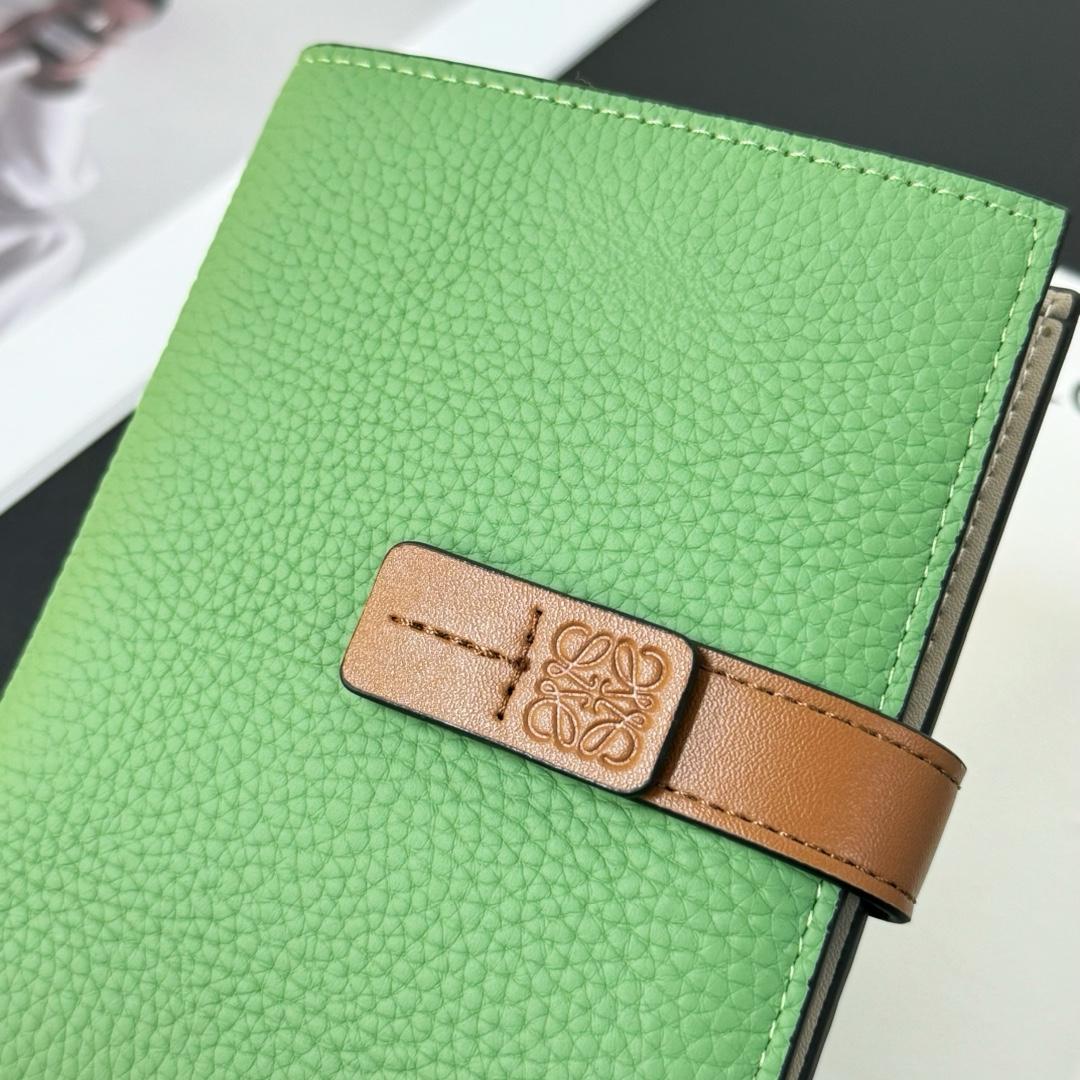 Loewe Medium Vertical Grained-Leather Wallet(14×11cm) - PerfectKickZ
