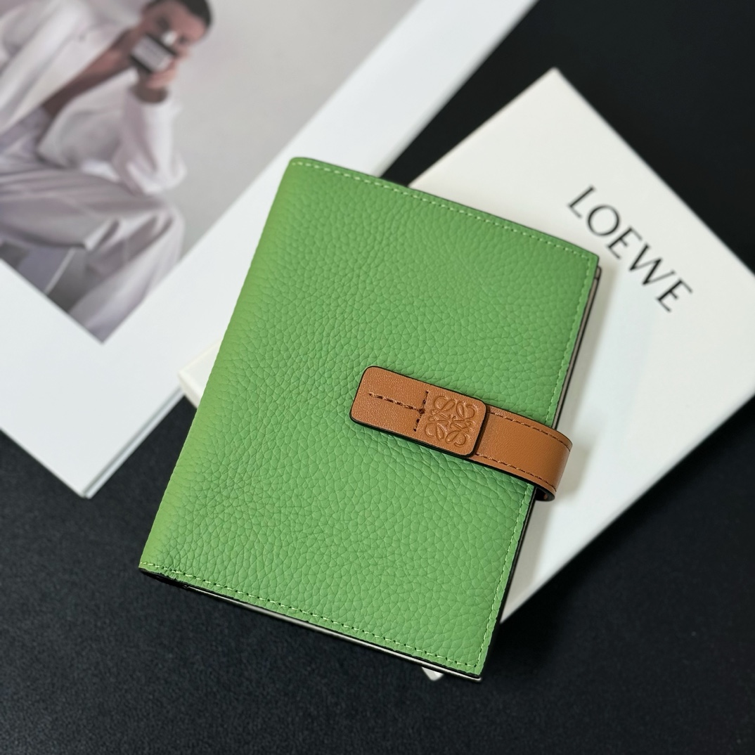 Loewe Medium Vertical Grained-Leather Wallet(14×11cm) - PerfectKickZ