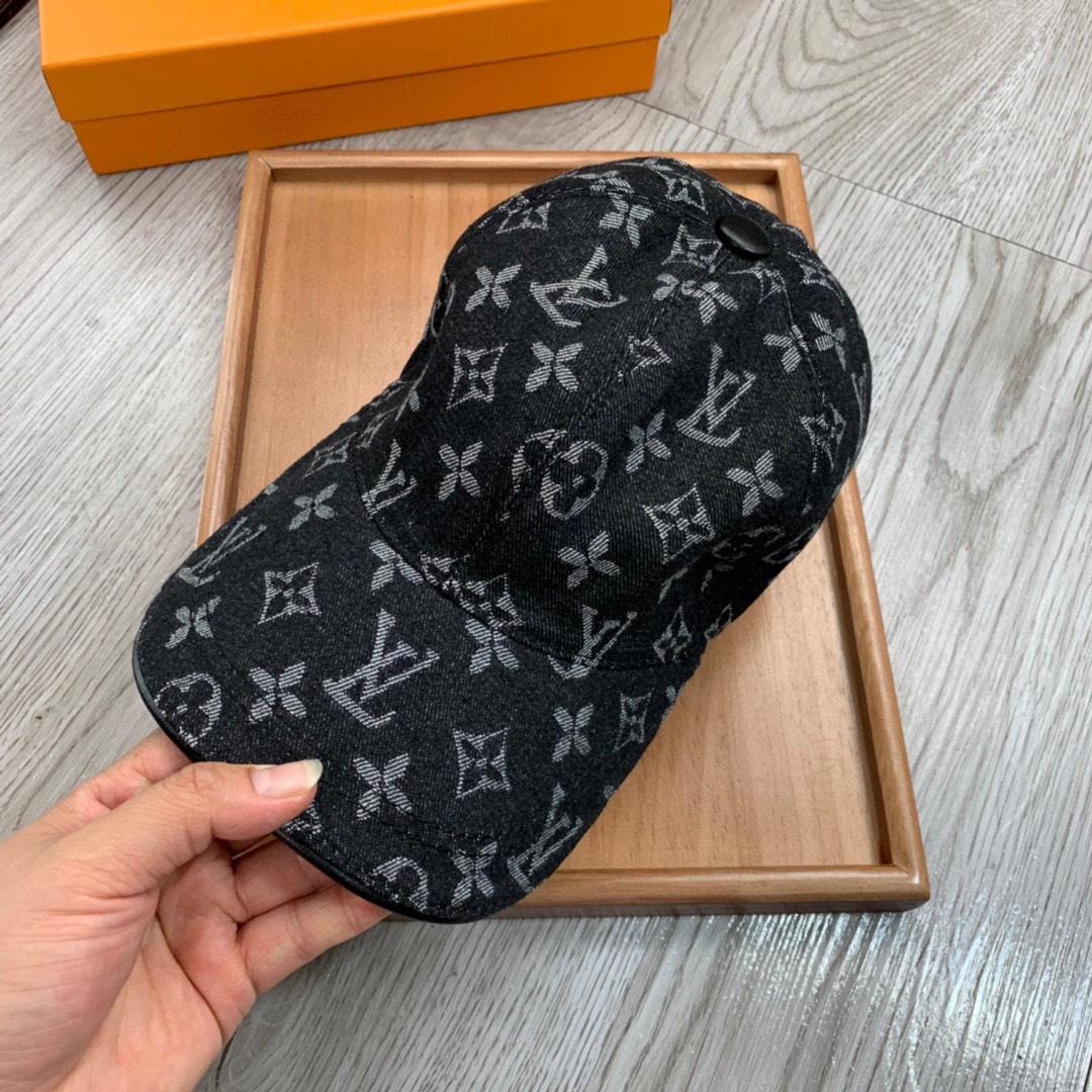 Louis Vuitton Monogram Cap - PerfectKickZ