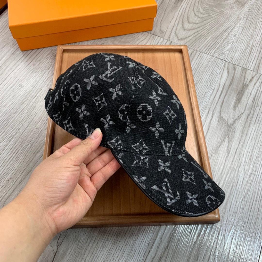 Louis Vuitton Monogram Cap - PerfectKickZ