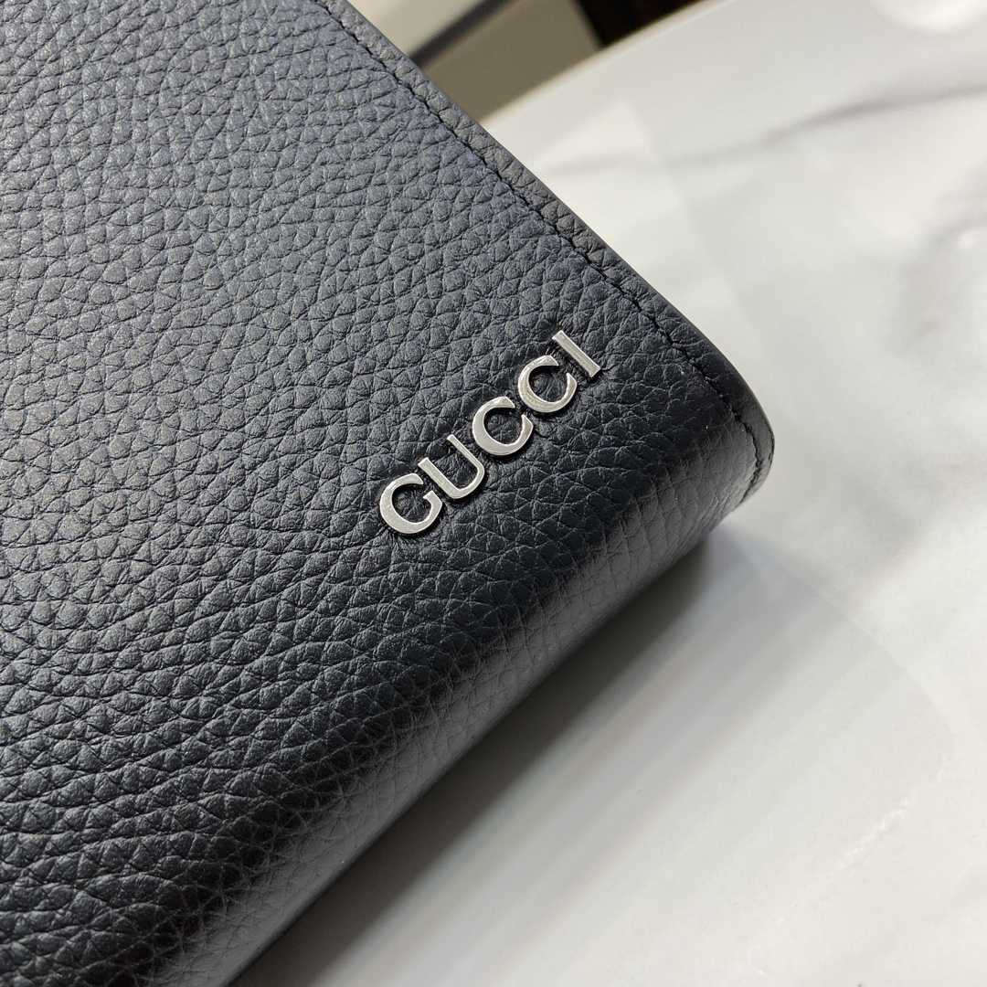 Gucci Pouch With Gucci Logo - PerfectKickZ