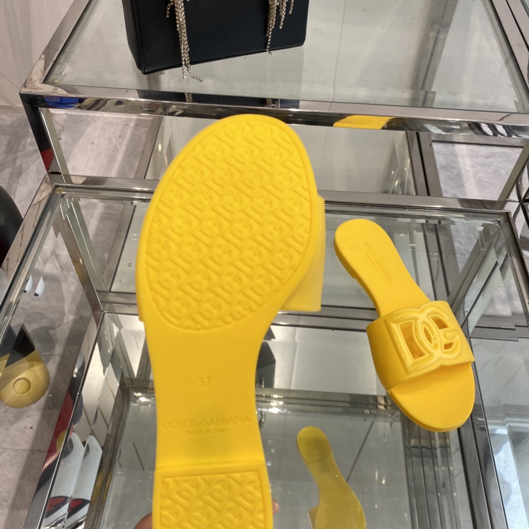 Dolce & Gabbana DG-logo Leather Sandals - PerfectKickZ
