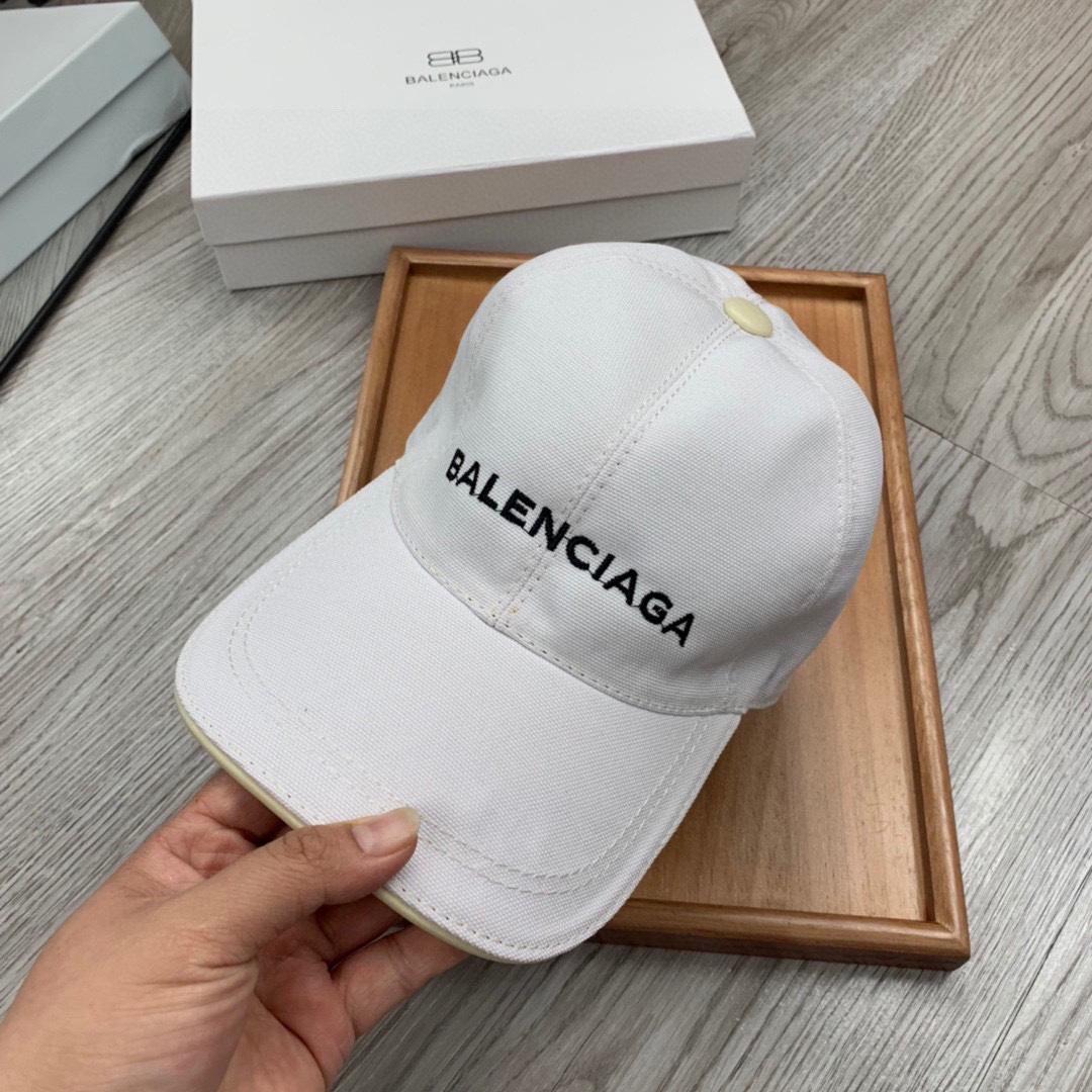 Balenciaga Embroidered-logo Six-panel Cap - PerfectKickZ