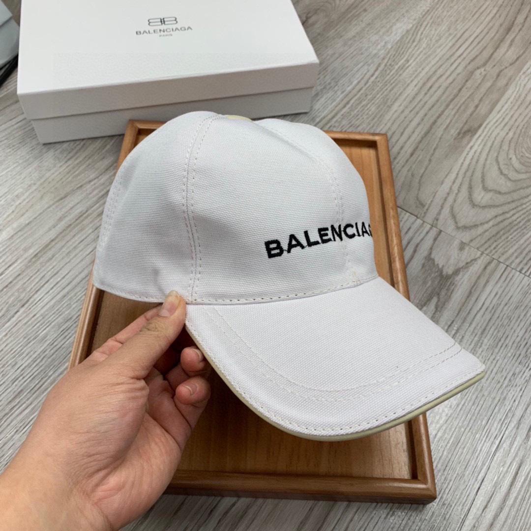 Balenciaga Embroidered-logo Six-panel Cap - PerfectKickZ