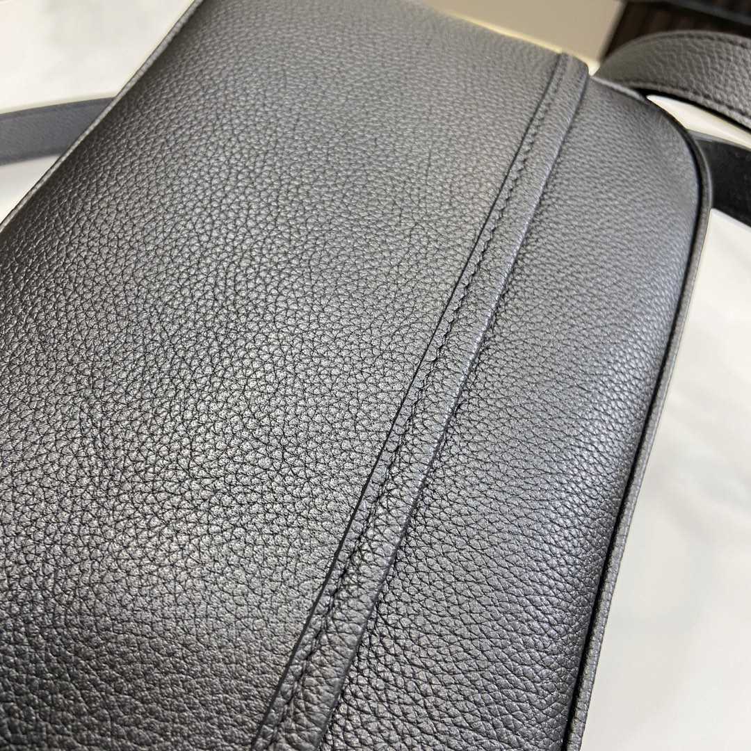 Gucci Mini Shoulder Bag - PerfectKickZ