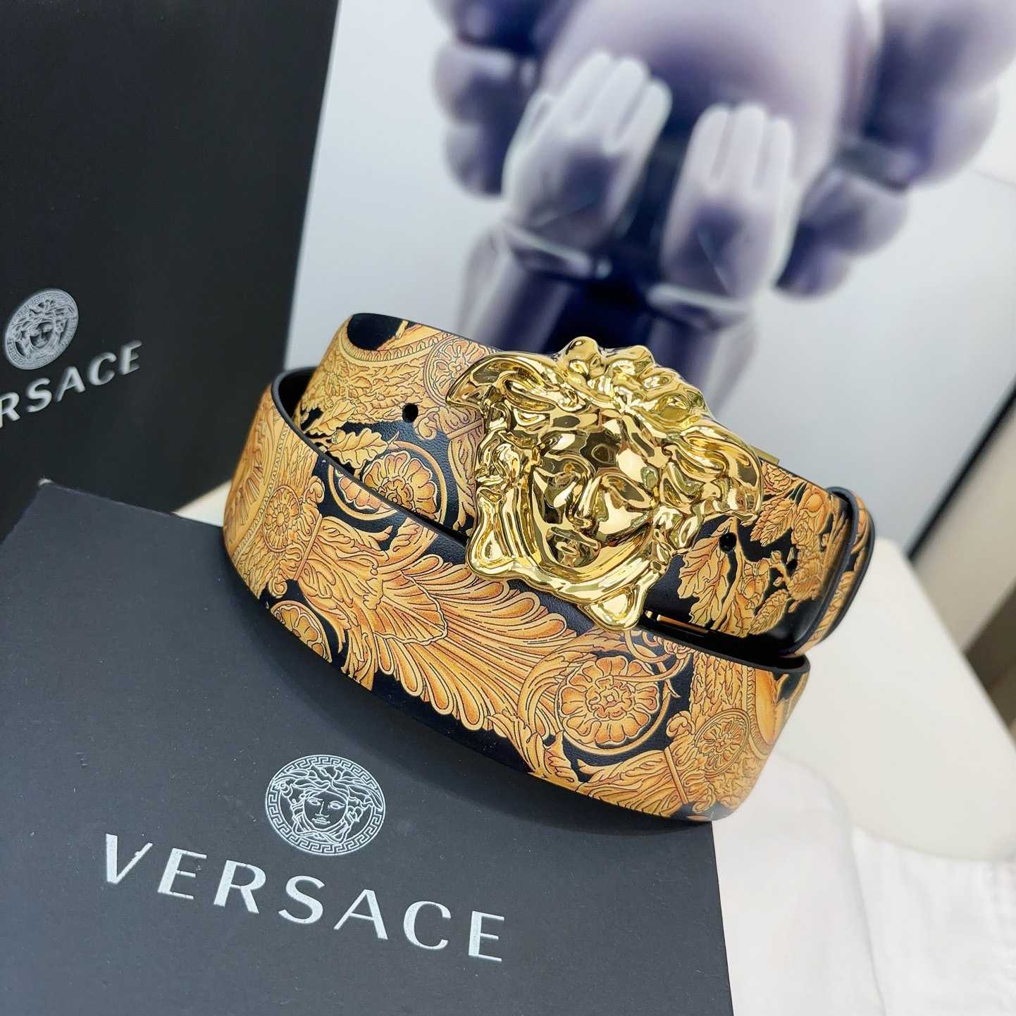 Versace Barocco Reversible Leather Belt    40mm - PerfectKickZ