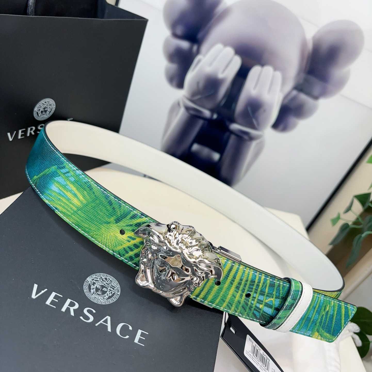 Versace Tiger La Medusa Leather Belt   40mm - PerfectKickZ