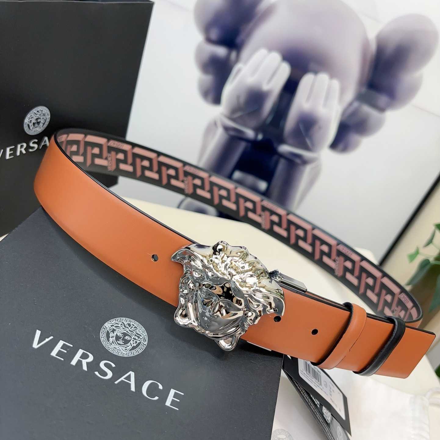 Versace Reversible Leather Belt    40mm - PerfectKickZ
