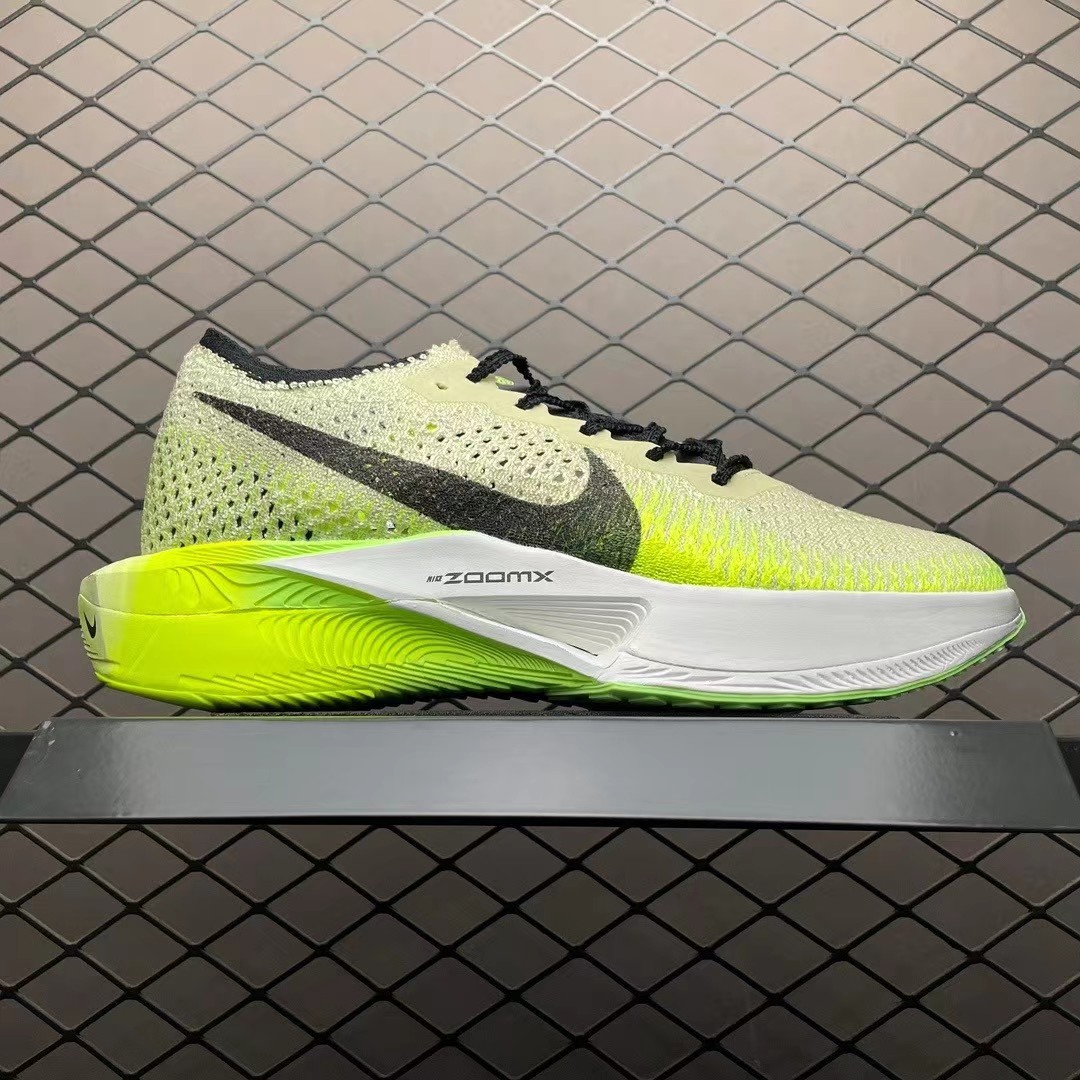 Nike Zoom X Vaporfly NEXT Sneakers      FQ8109-331 - PerfectKickZ