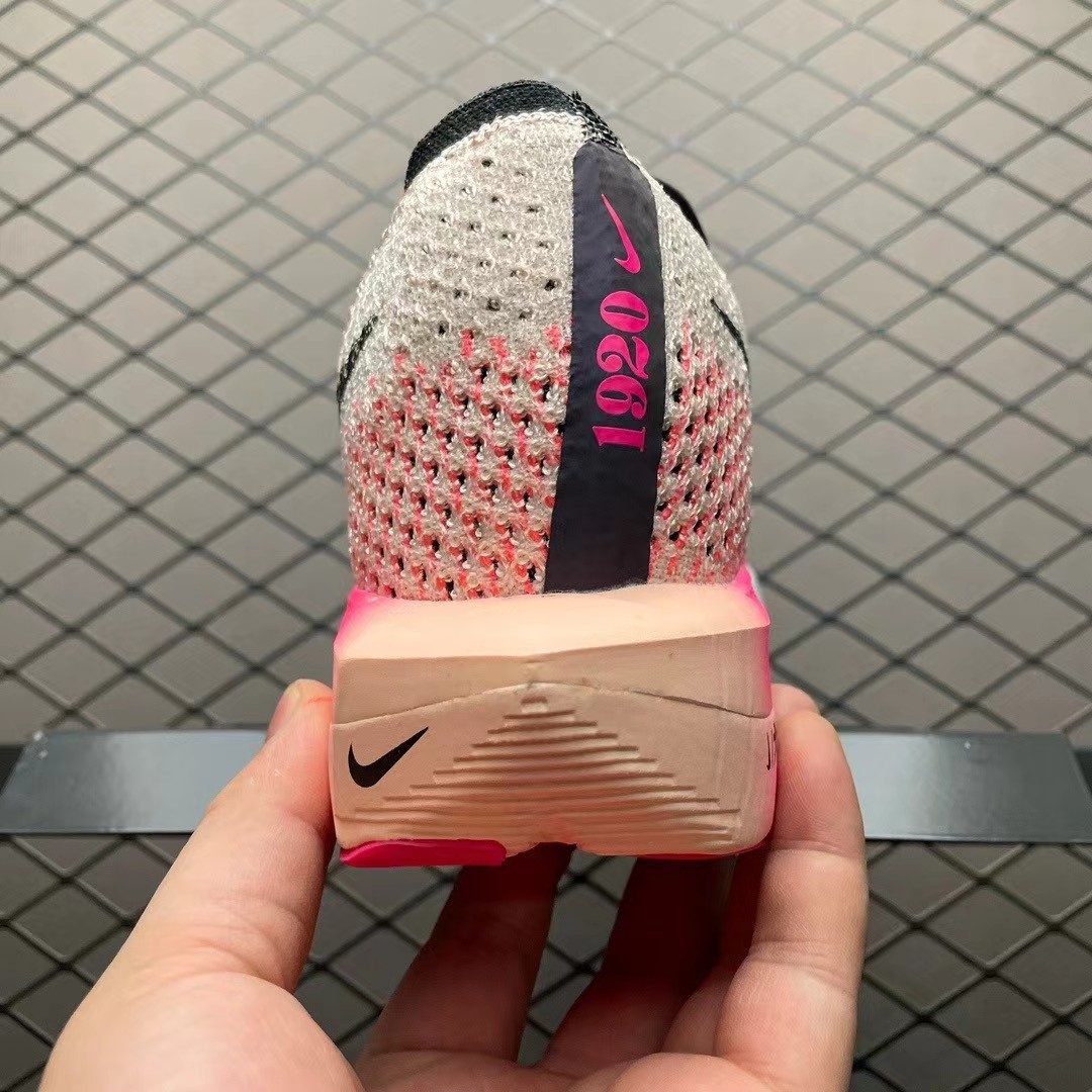 Nike Zoom X Vaporfly NEXT Sneakers      FQ8109-331 - PerfectKickZ