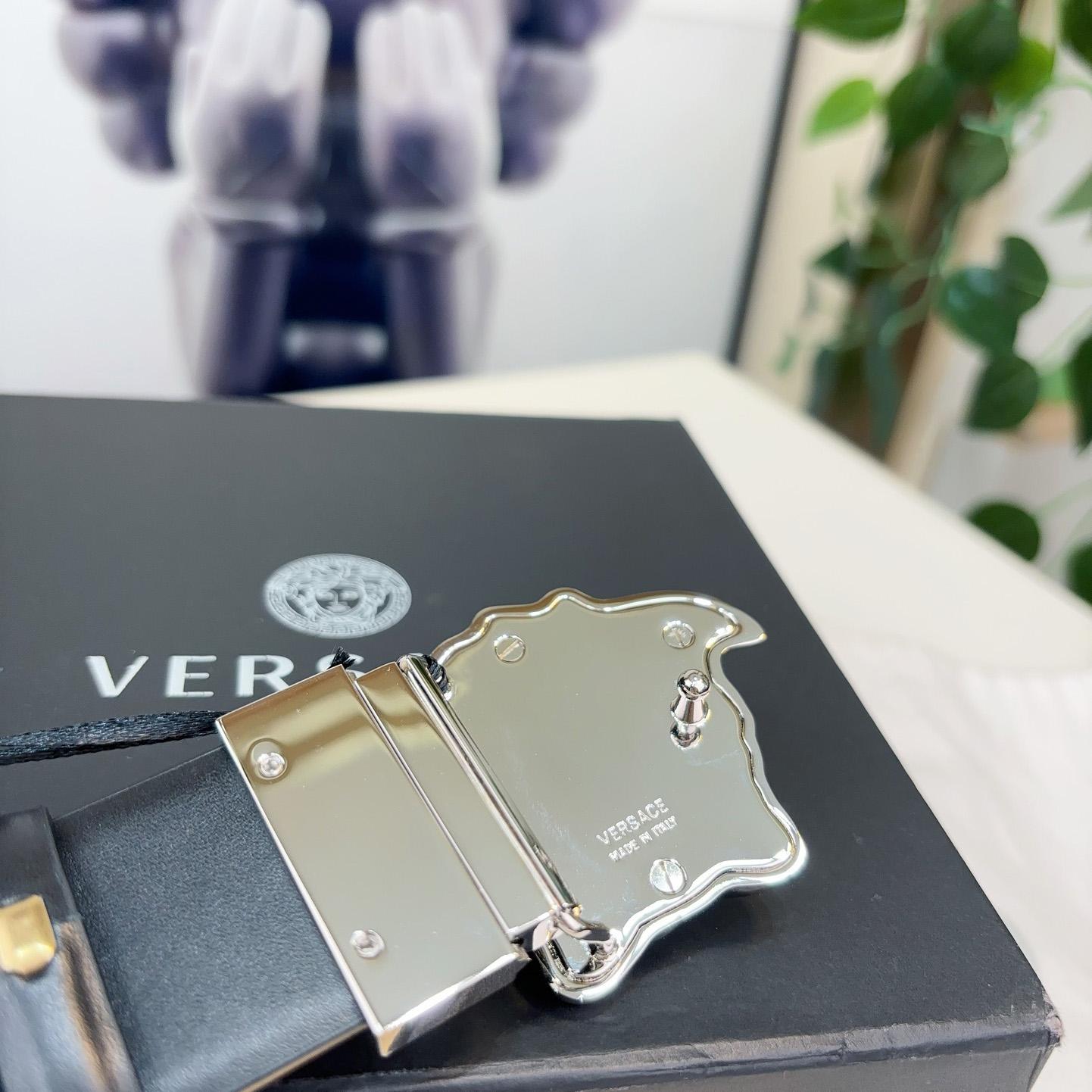 Versace Reversible Leather Belt    40mm - PerfectKickZ