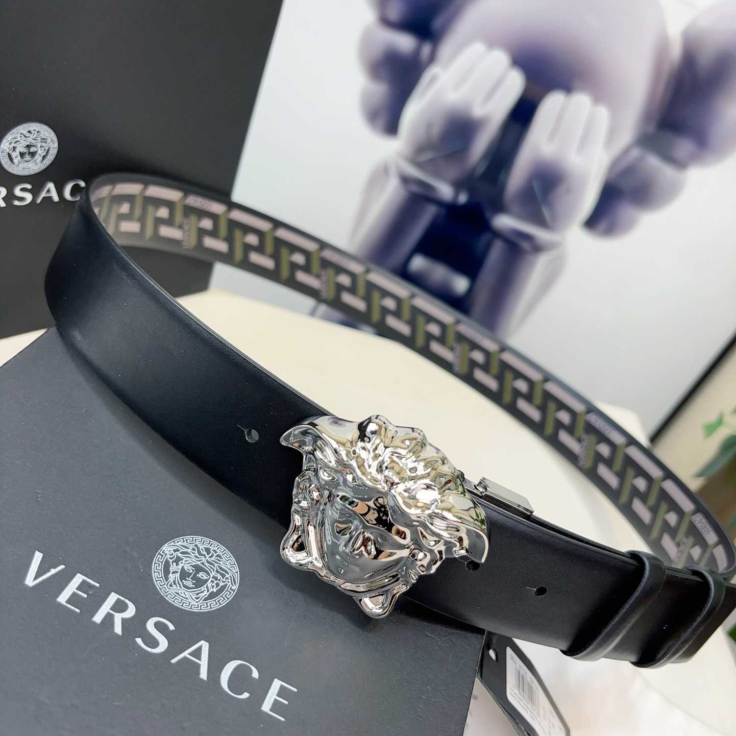 Versace Reversible Leather Belt    40mm - PerfectKickZ