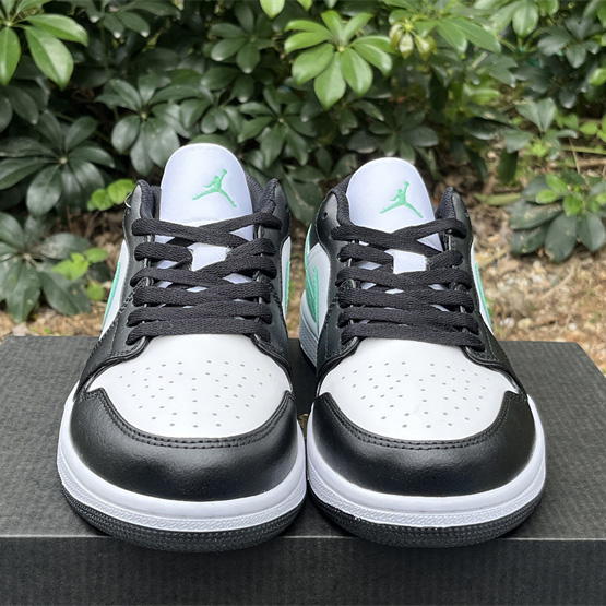 Air Jordan 1 Low Sneaker  553558-131 - PerfectKickZ