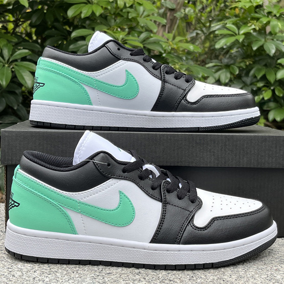 Air Jordan 1 Low Sneaker  553558-131 - PerfectKickZ