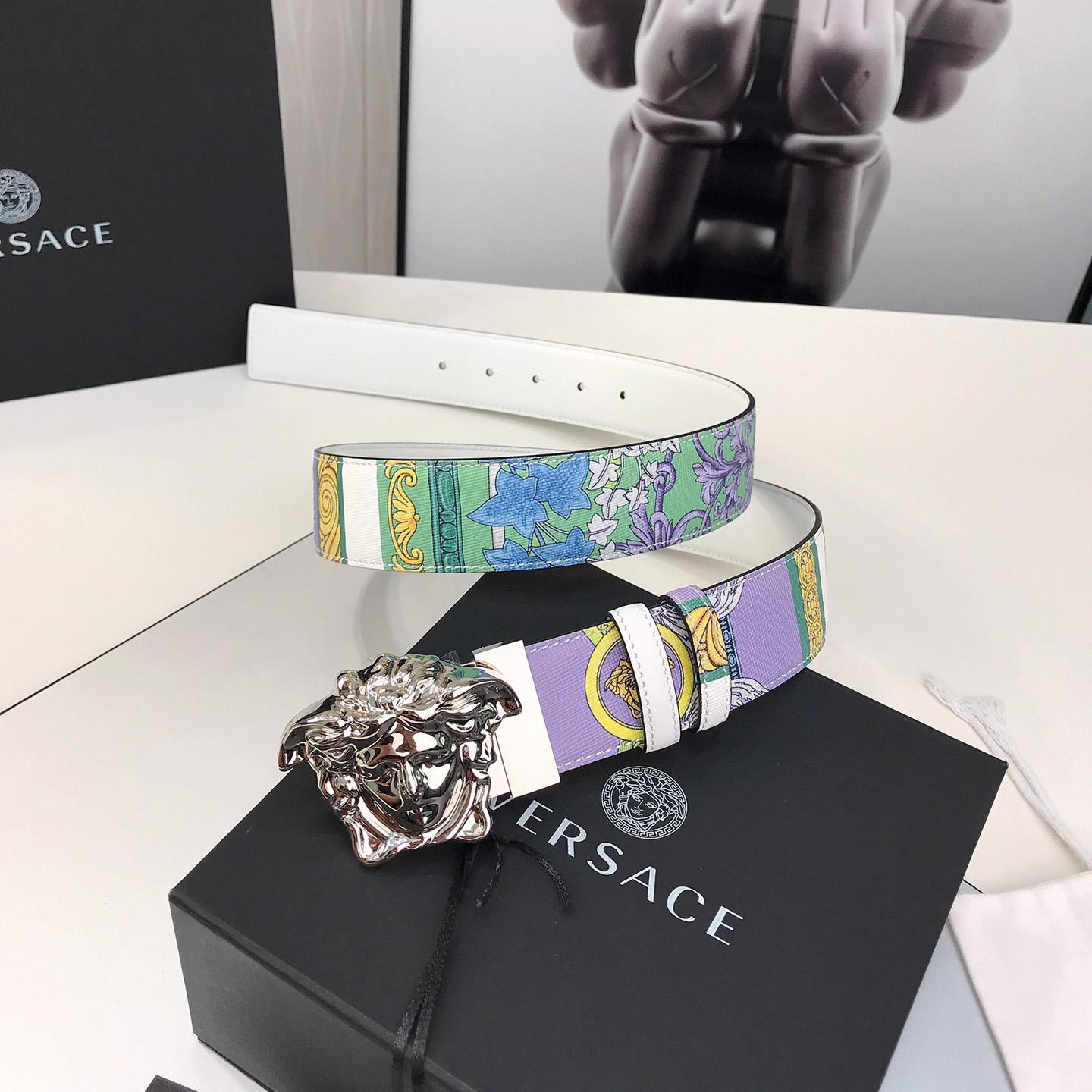Versace Reversible Barocco Medusa Leather Belt   40mm - PerfectKickZ
