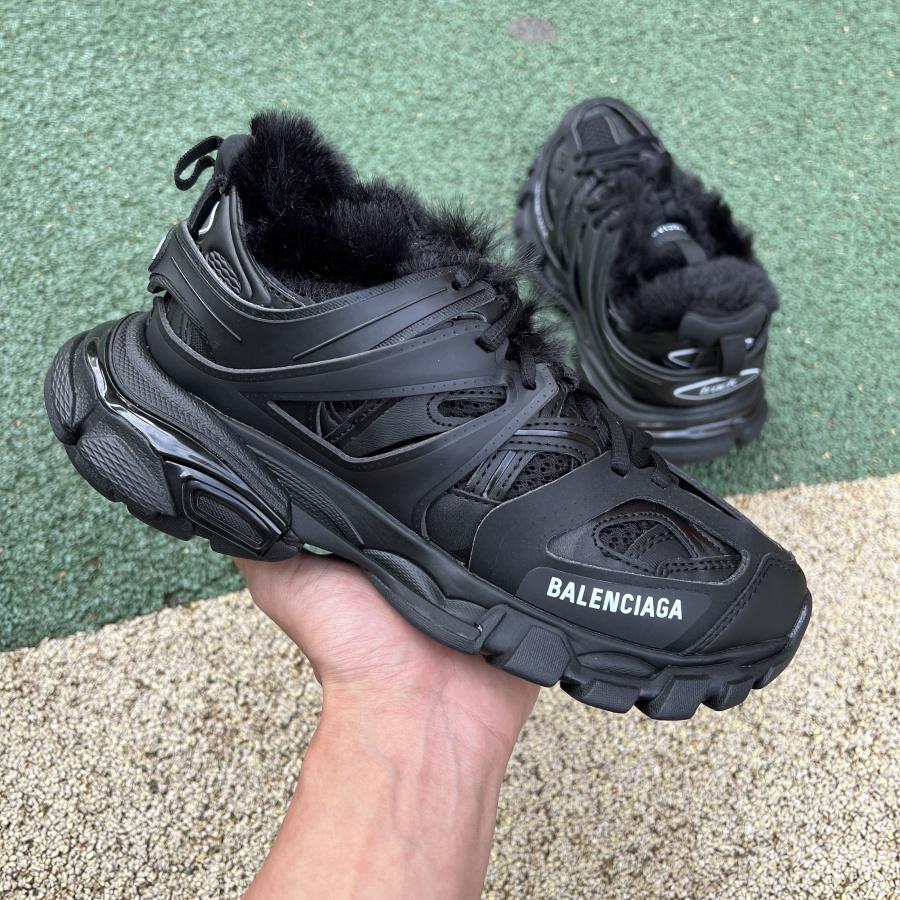 Balenciaga Runner Sneaker  - 