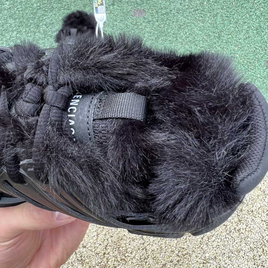 Balenciaga Runner Sneaker  - 