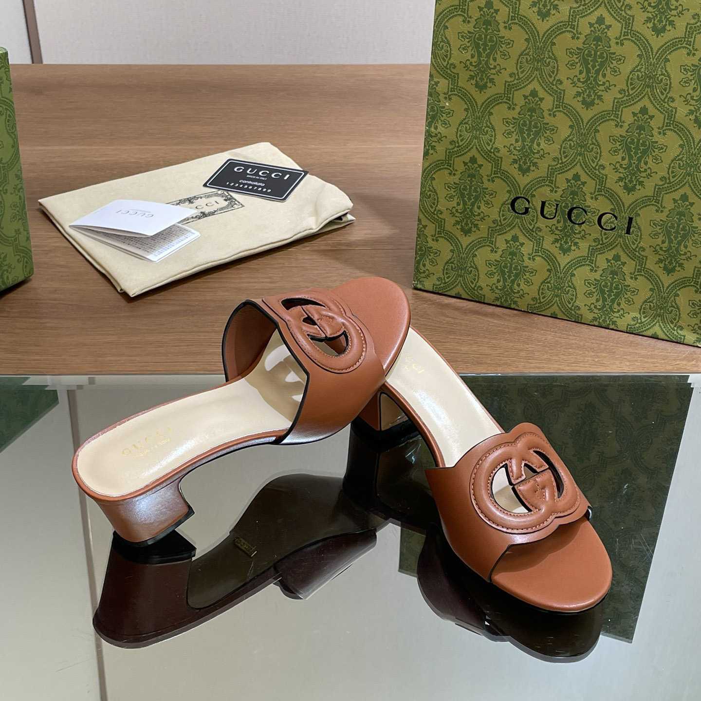 Gucci Women's Interlocking G Slide Sandal  - PerfectKickZ