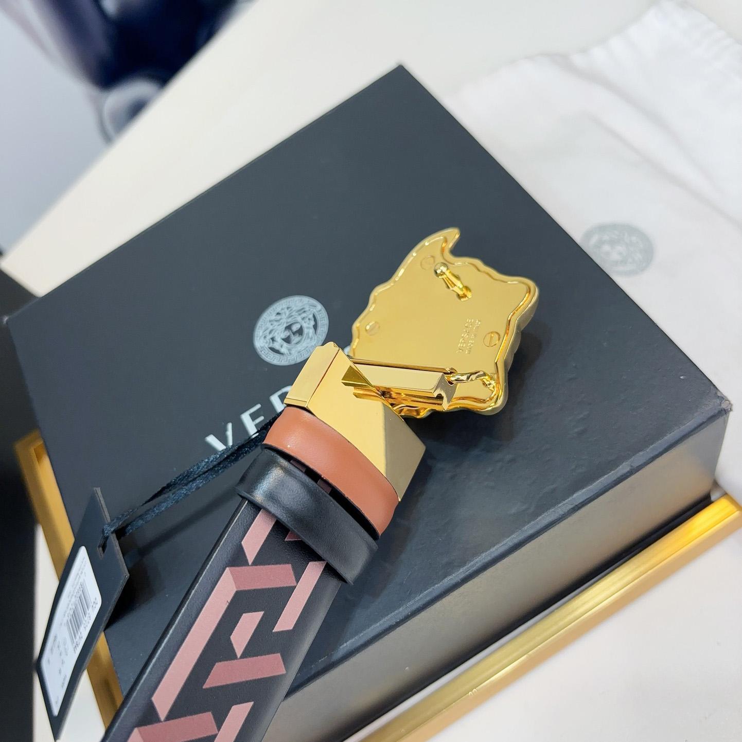 Versace Reversible Leather Belt    40mm - PerfectKickZ