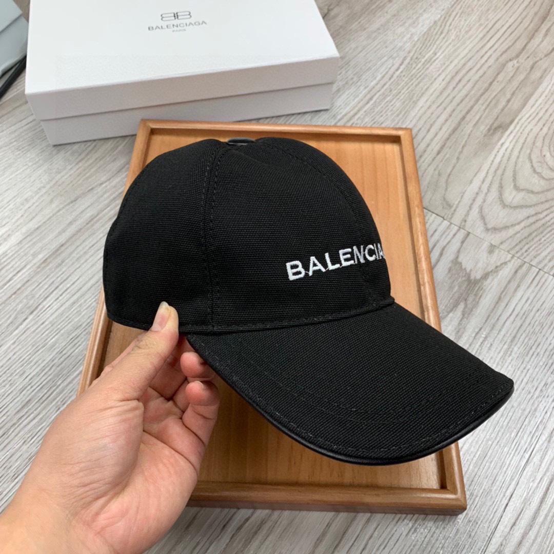Balenciaga Embroidered-logo Six-panel Cap - PerfectKickZ
