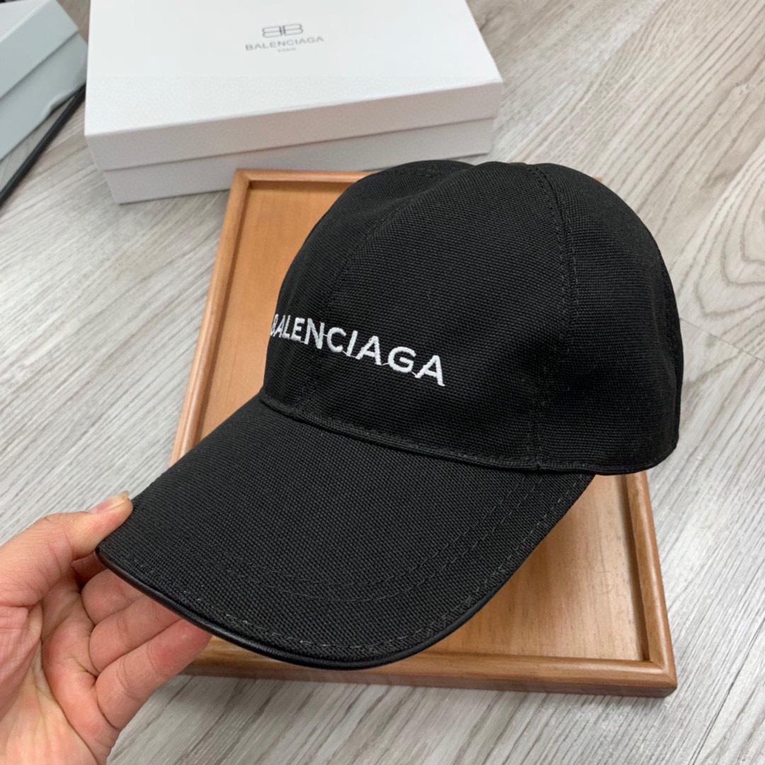 Balenciaga Embroidered-logo Six-panel Cap - PerfectKickZ