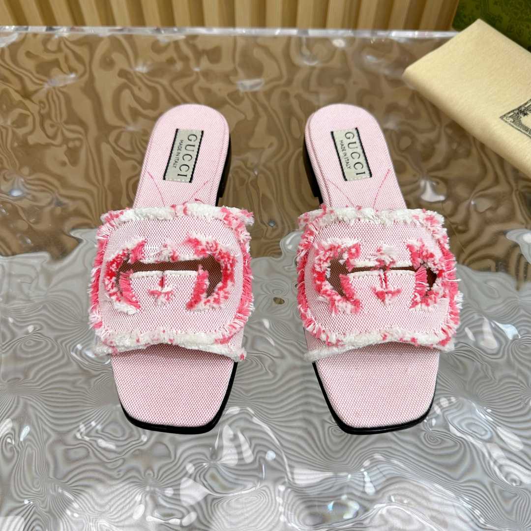 Gucci Women's Interlocking G Slide Sandal - PerfectKickZ
