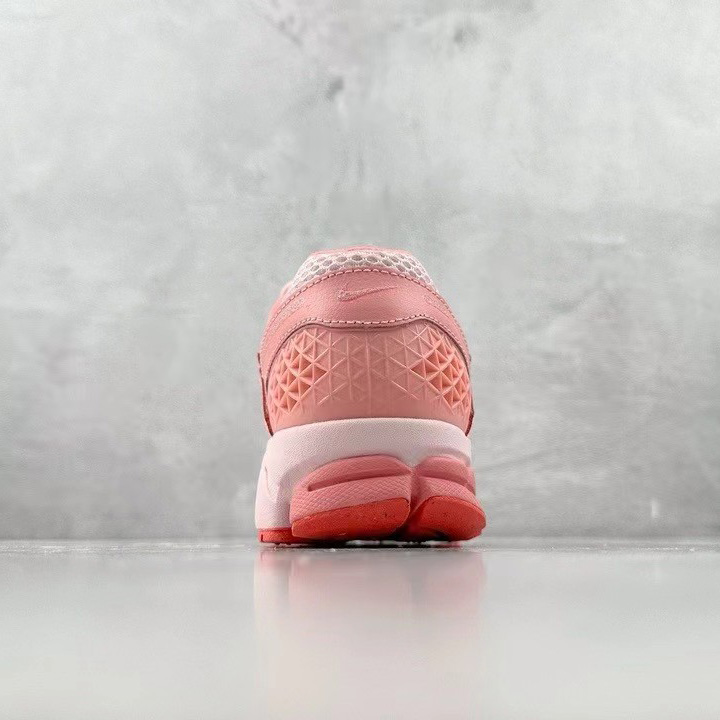 Nike Air Zoom Vomero 5 Sneaker    FQ0257 666 - PerfectKickZ