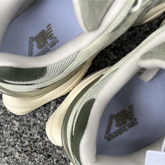 New Balance 9060 Sneakers      U9060EEC - PerfectKickZ