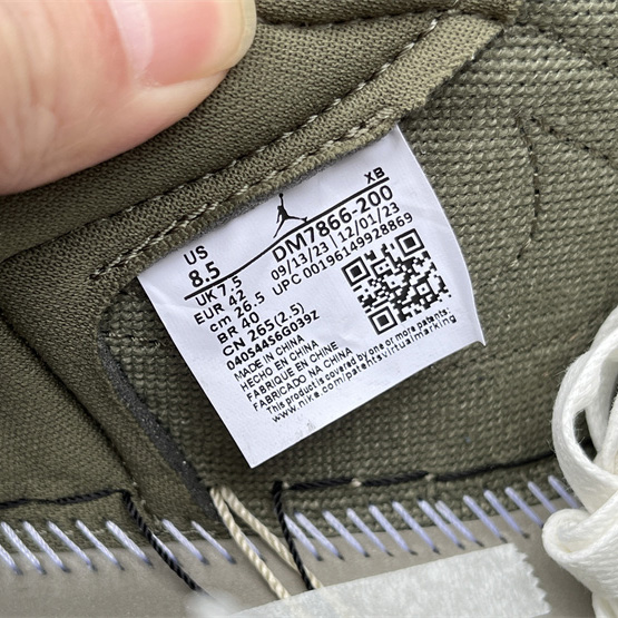 Travis Scott x Air Jordan 1 Low OG Sneaker      DM7866-200 - PerfectKickZ