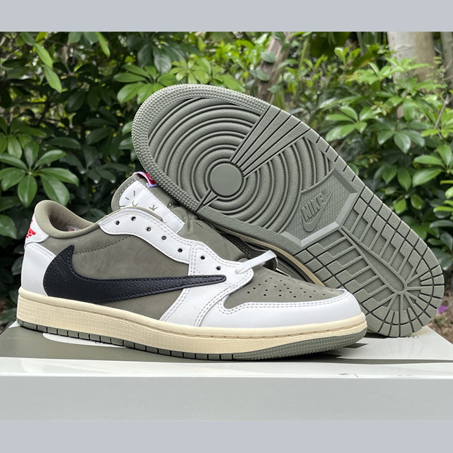 Travis Scott x Air Jordan 1 Low OG Sneaker      DM7866-200 - PerfectKickZ