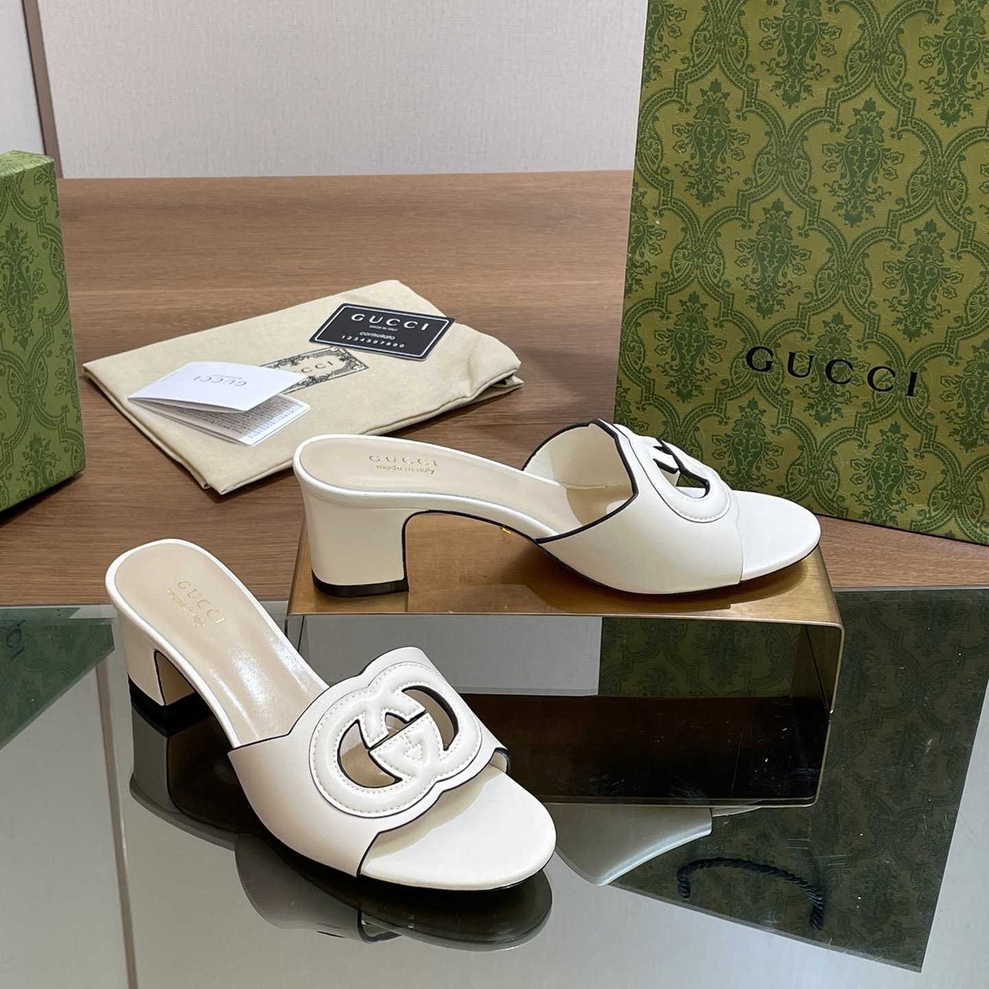 Gucci Women's Interlocking G Slide Sandal  - PerfectKickZ