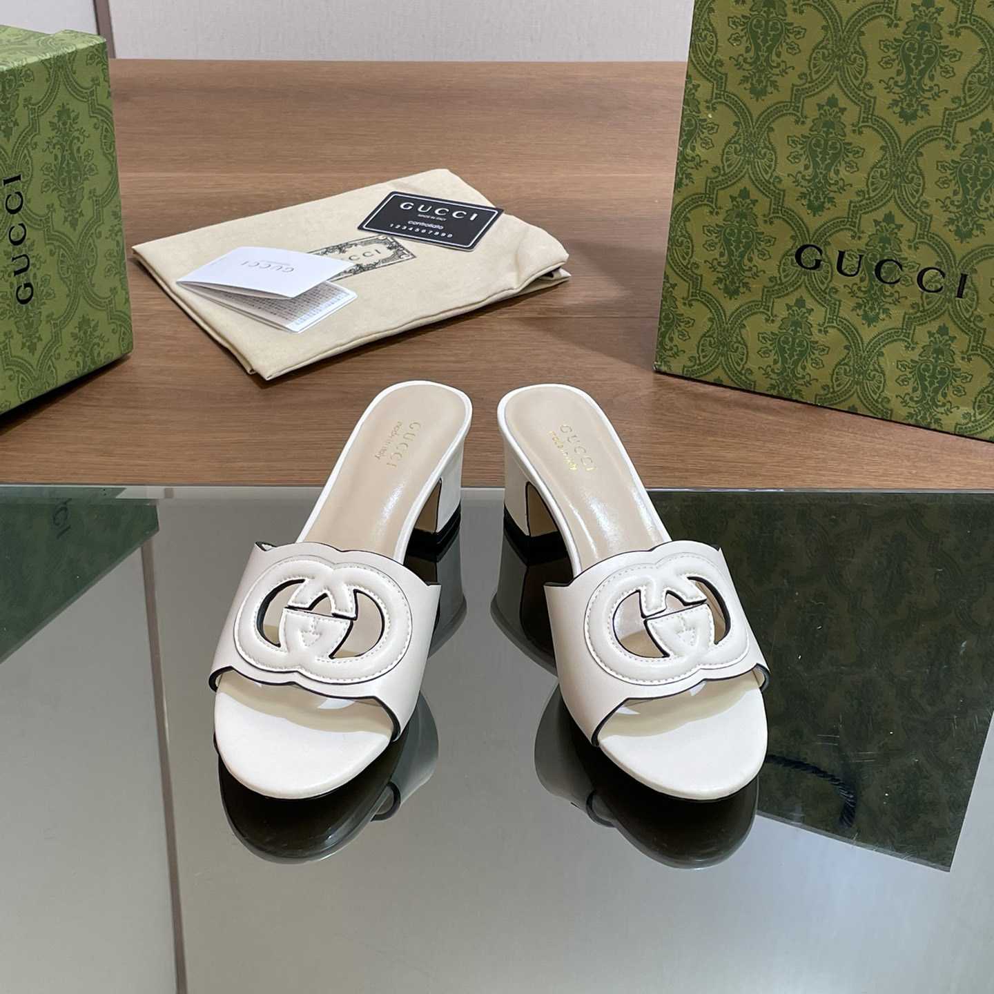 Gucci Women's Interlocking G Slide Sandal  - PerfectKickZ
