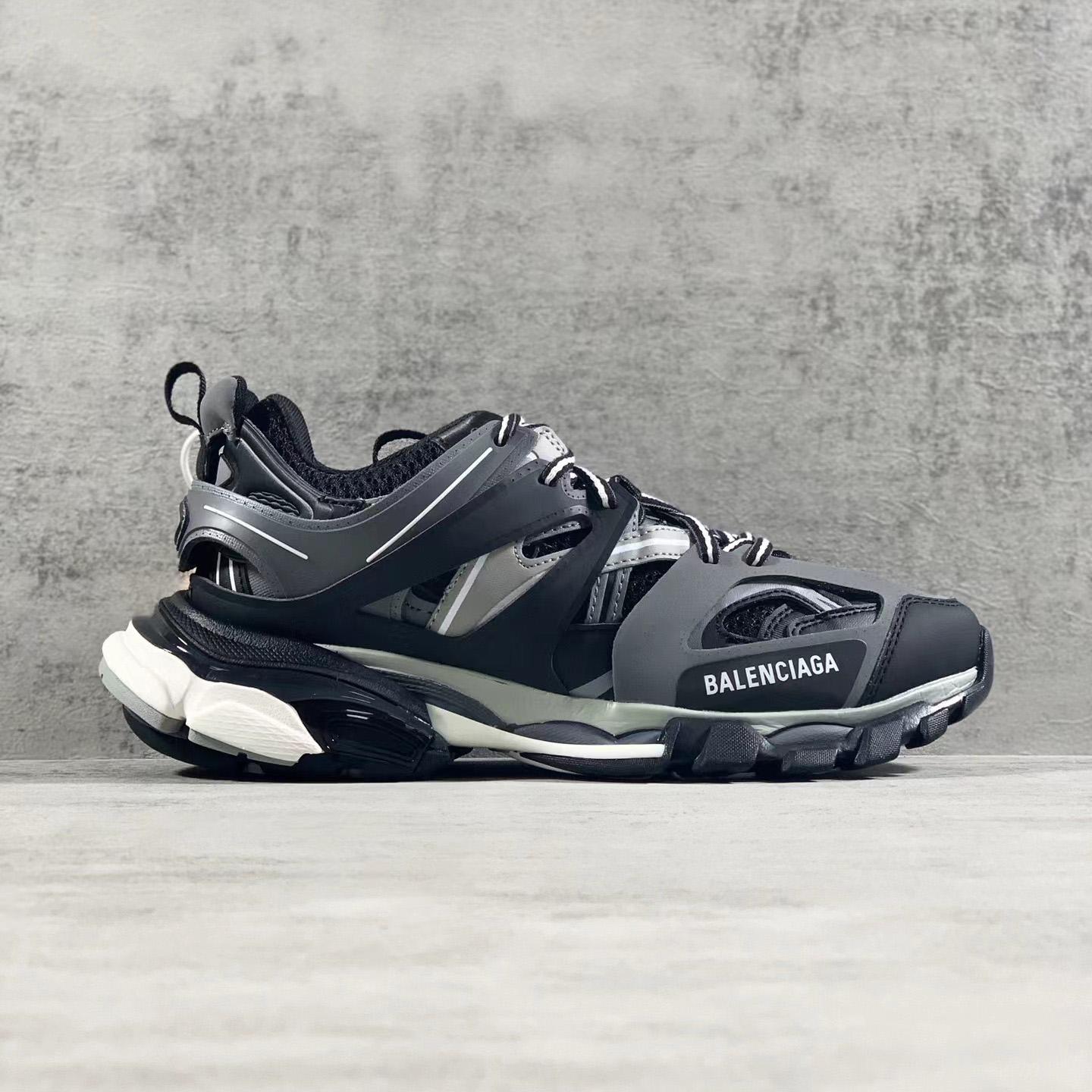 Balenciaga Track Sneaker    - PerfectKickZ