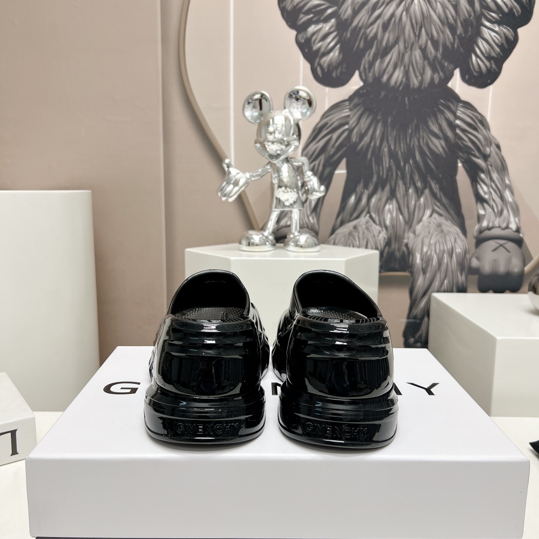Givenchy Marshmallow Wedge Sandals In Rubber - PerfectKickZ