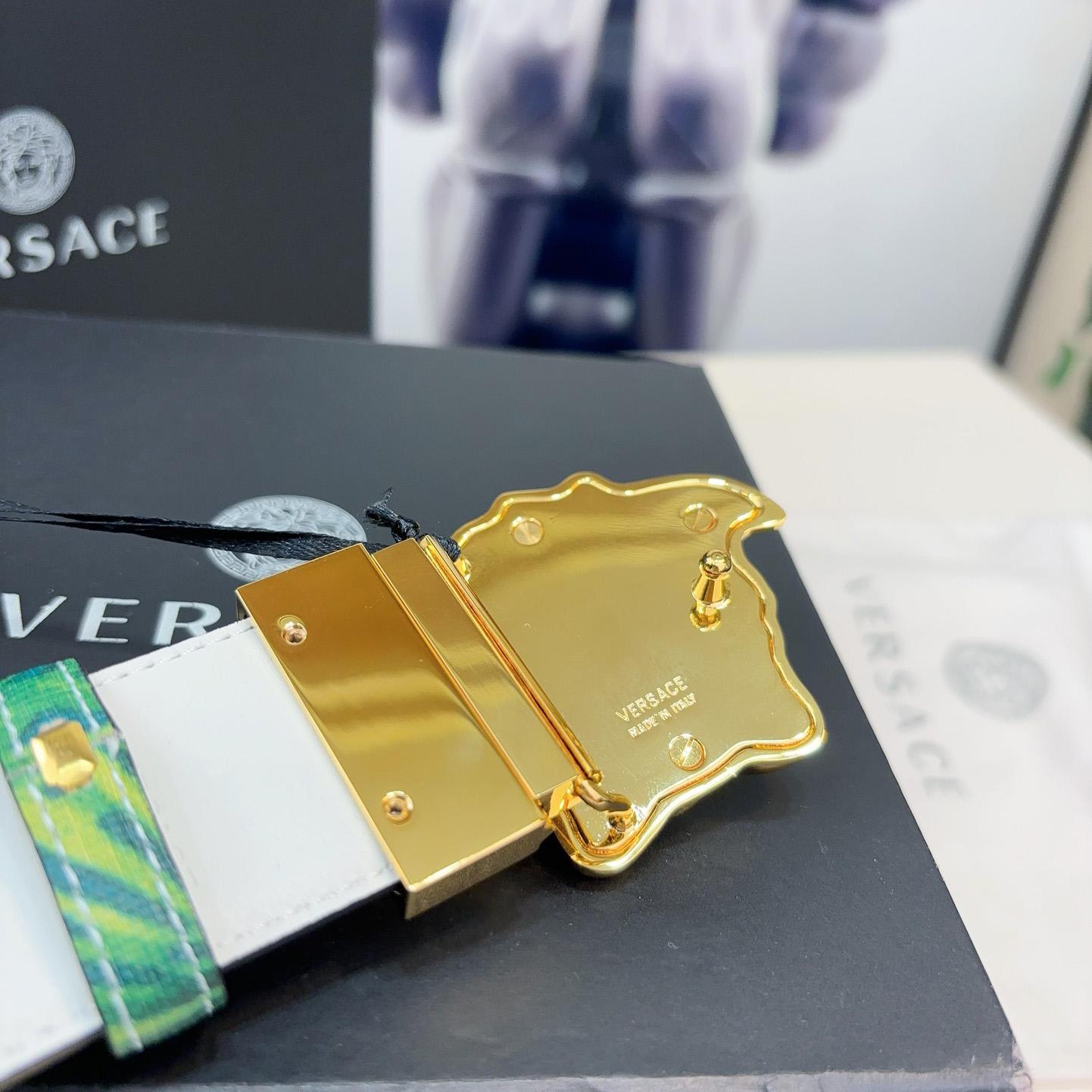 Versace Tiger La Medusa Leather Belt   40mm - PerfectKickZ