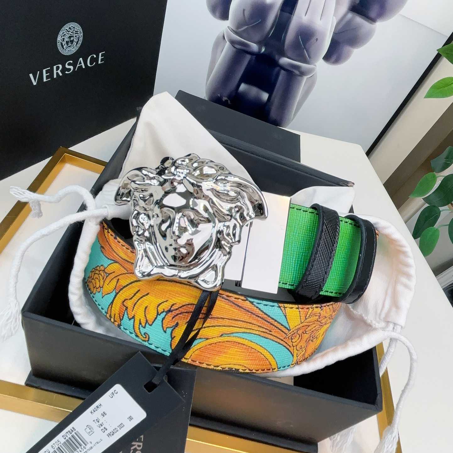 Versace Barocco Reversible Leather Belt    40mm - PerfectKickZ