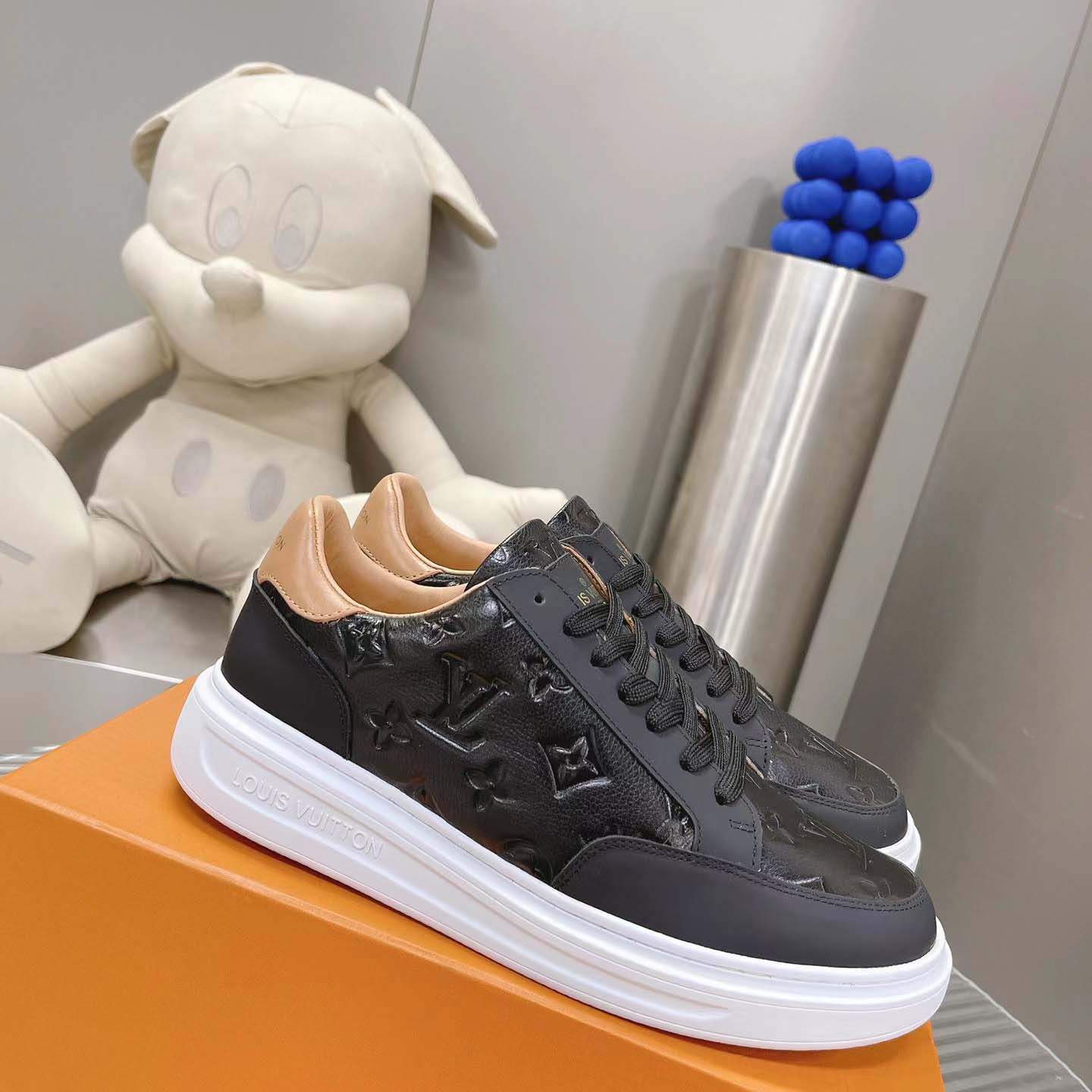 Louis Vuitton Beverly Hills Sneaker    1A8V45 - PerfectKickZ