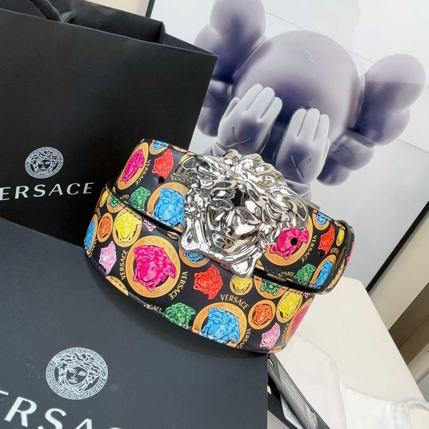 Versace Medusa Medallion Print Reversible Leather Belt   40mm - PerfectKickZ