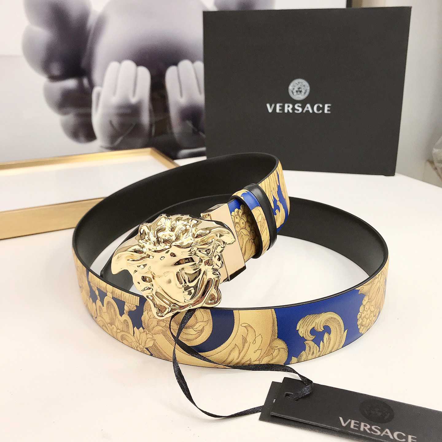 Versace Barocco Reversible Leather Belt    40mm - PerfectKickZ