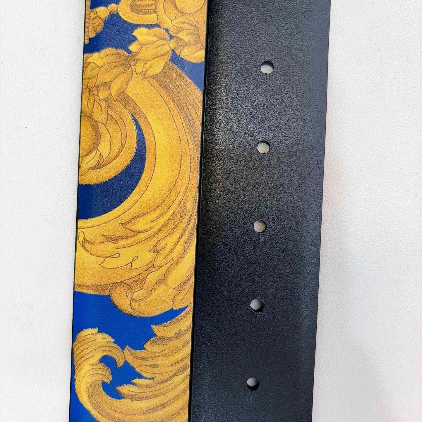 Versace Barocco Reversible Leather Belt    40mm - PerfectKickZ