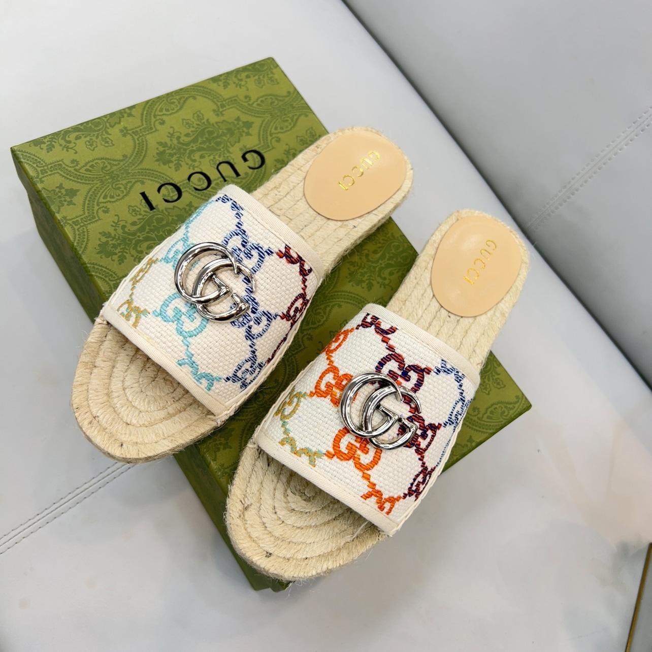 Gucci Women's GG Espadrille Slides - PerfectKickZ