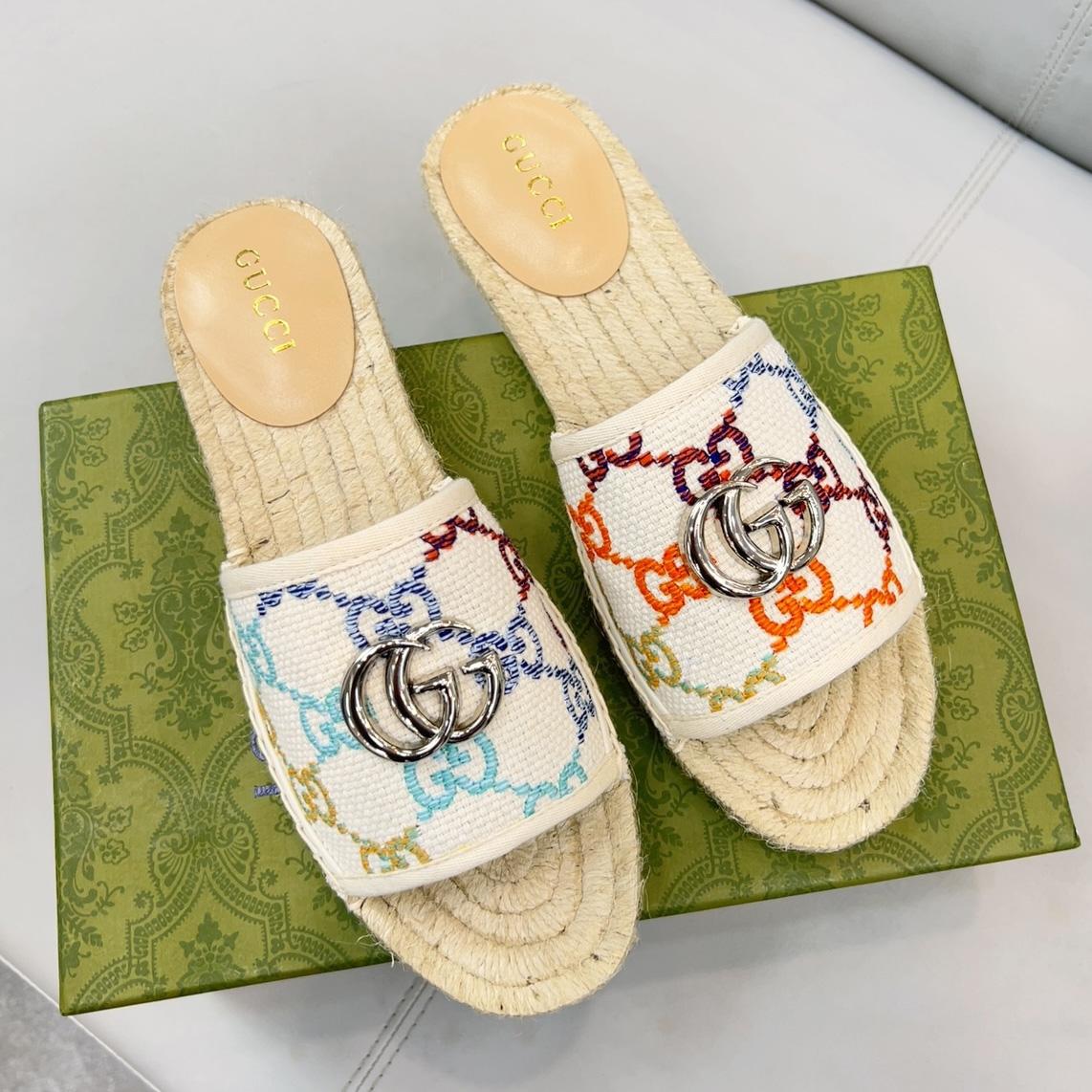Gucci Women's GG Espadrille Slides - PerfectKickZ