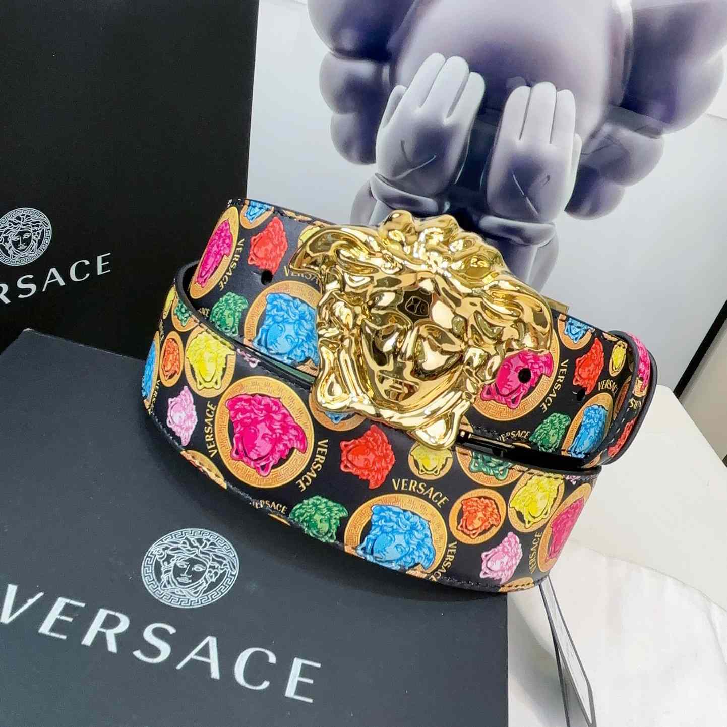 Versace Medusa Medallion Print Reversible Leather Belt   40mm - PerfectKickZ