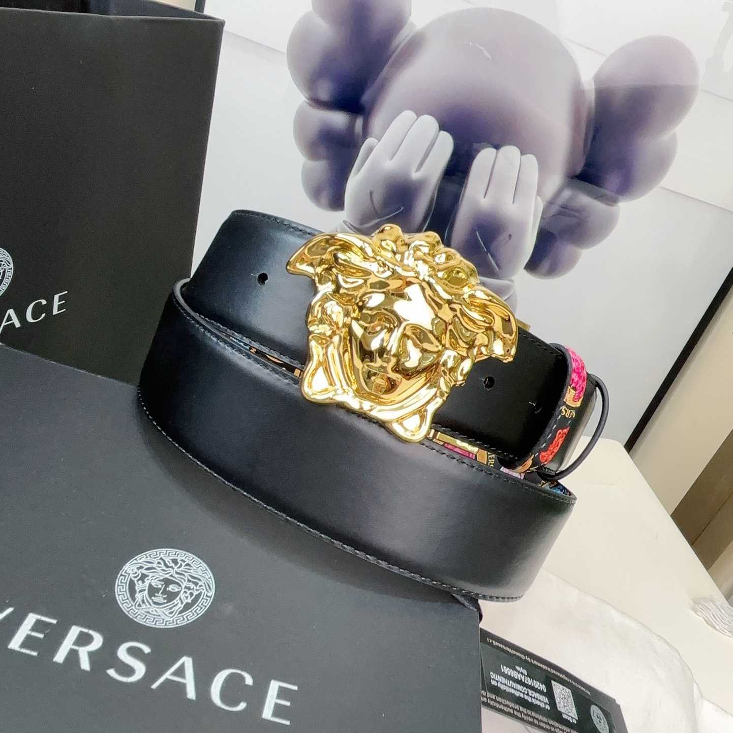 Versace Medusa Medallion Print Reversible Leather Belt   40mm - PerfectKickZ