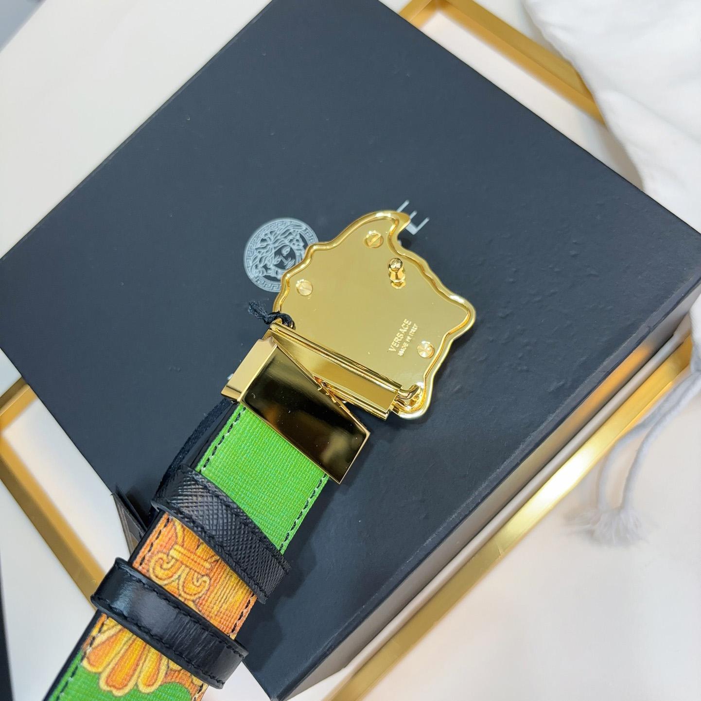 Versace Barocco Reversible Leather Belt    40mm - PerfectKickZ