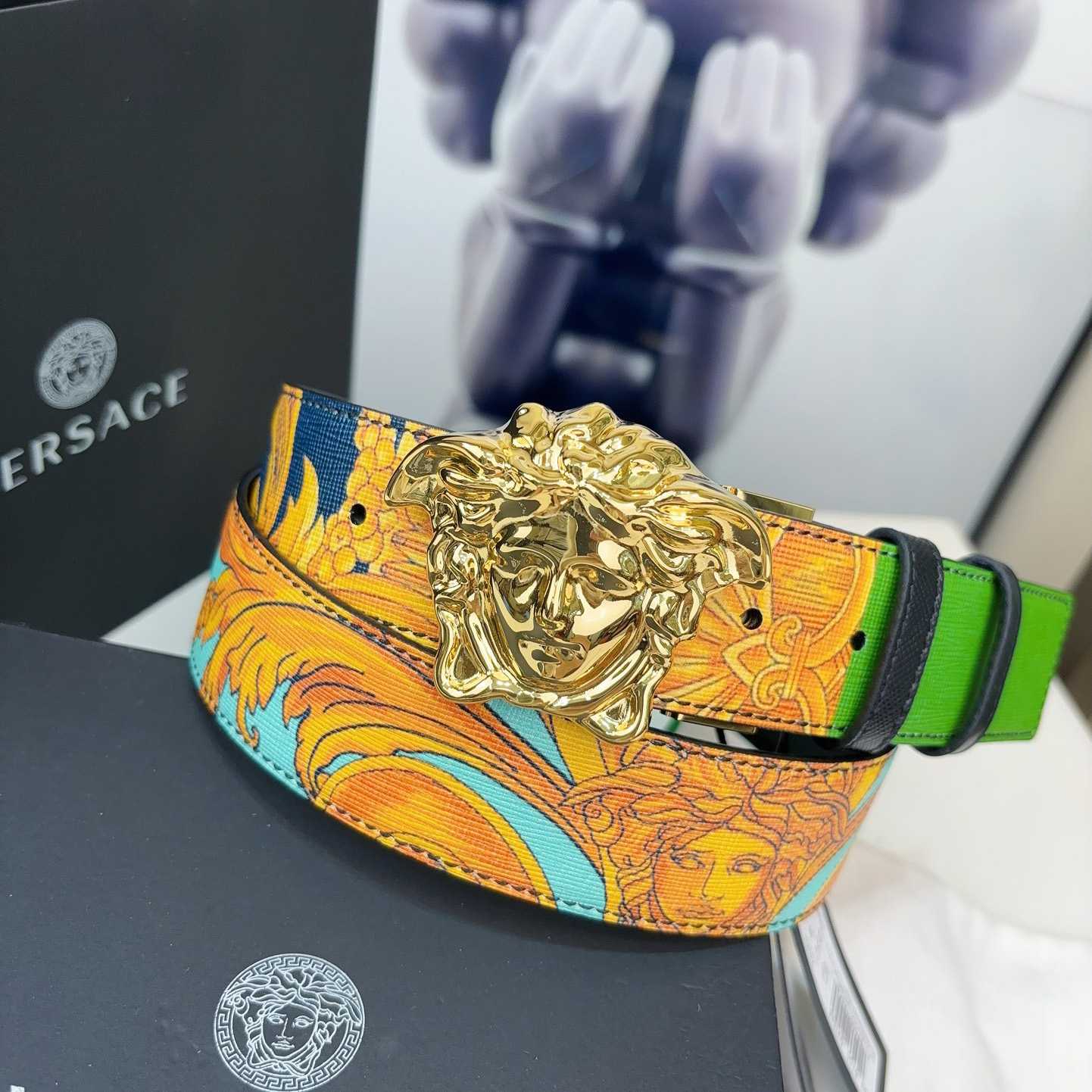 Versace Barocco Reversible Leather Belt    40mm - PerfectKickZ