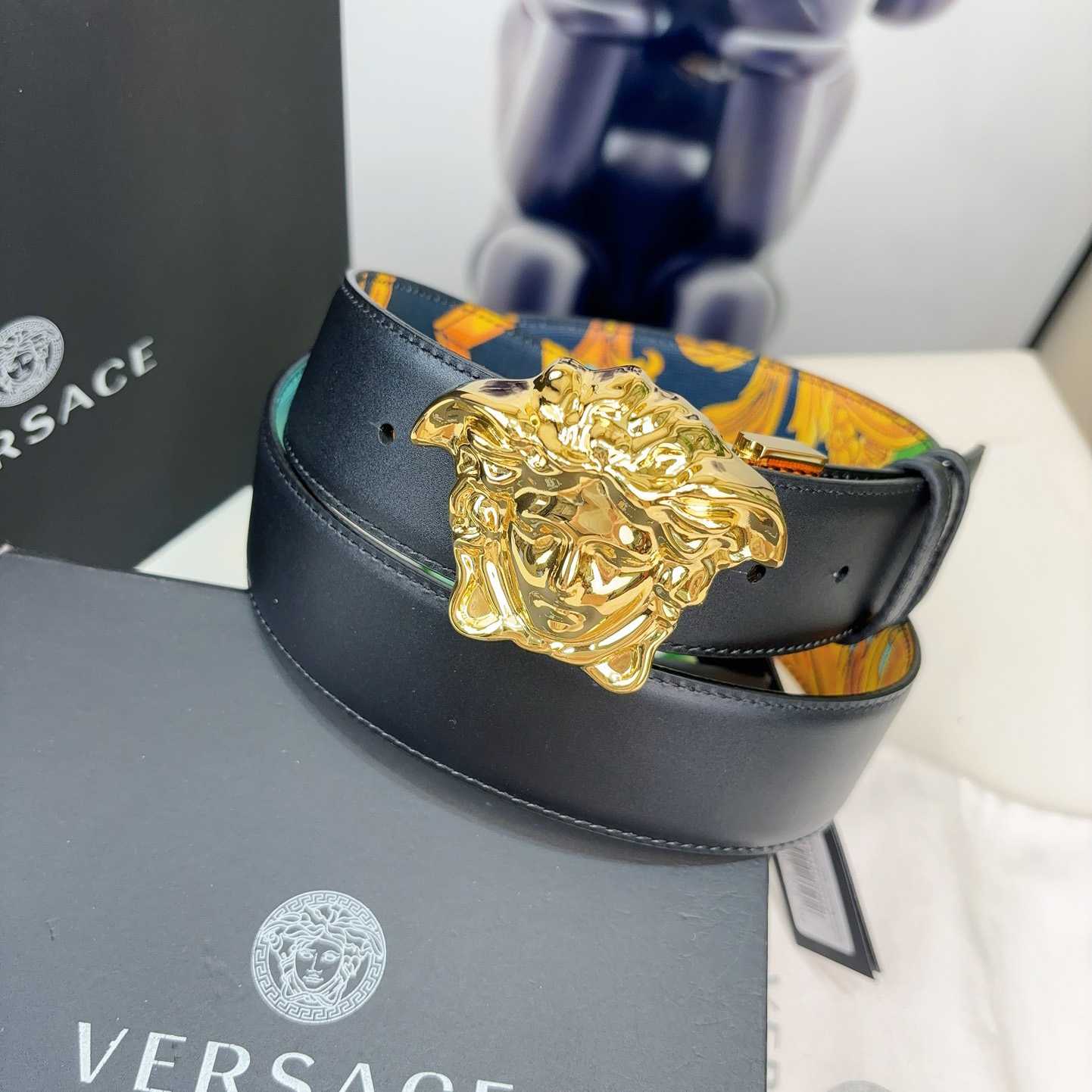 Versace Barocco Reversible Leather Belt    40mm - PerfectKickZ