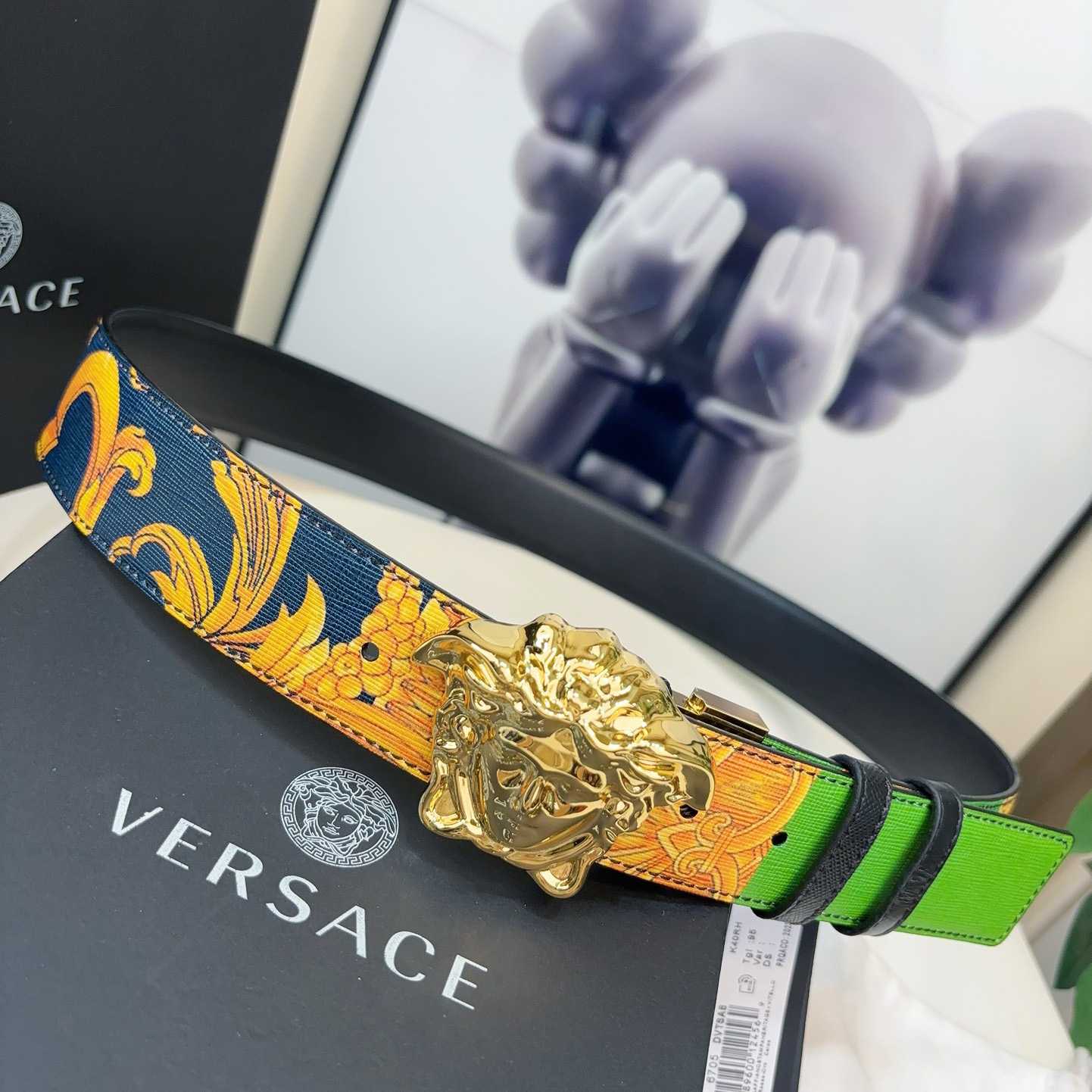 Versace Barocco Reversible Leather Belt    40mm - PerfectKickZ