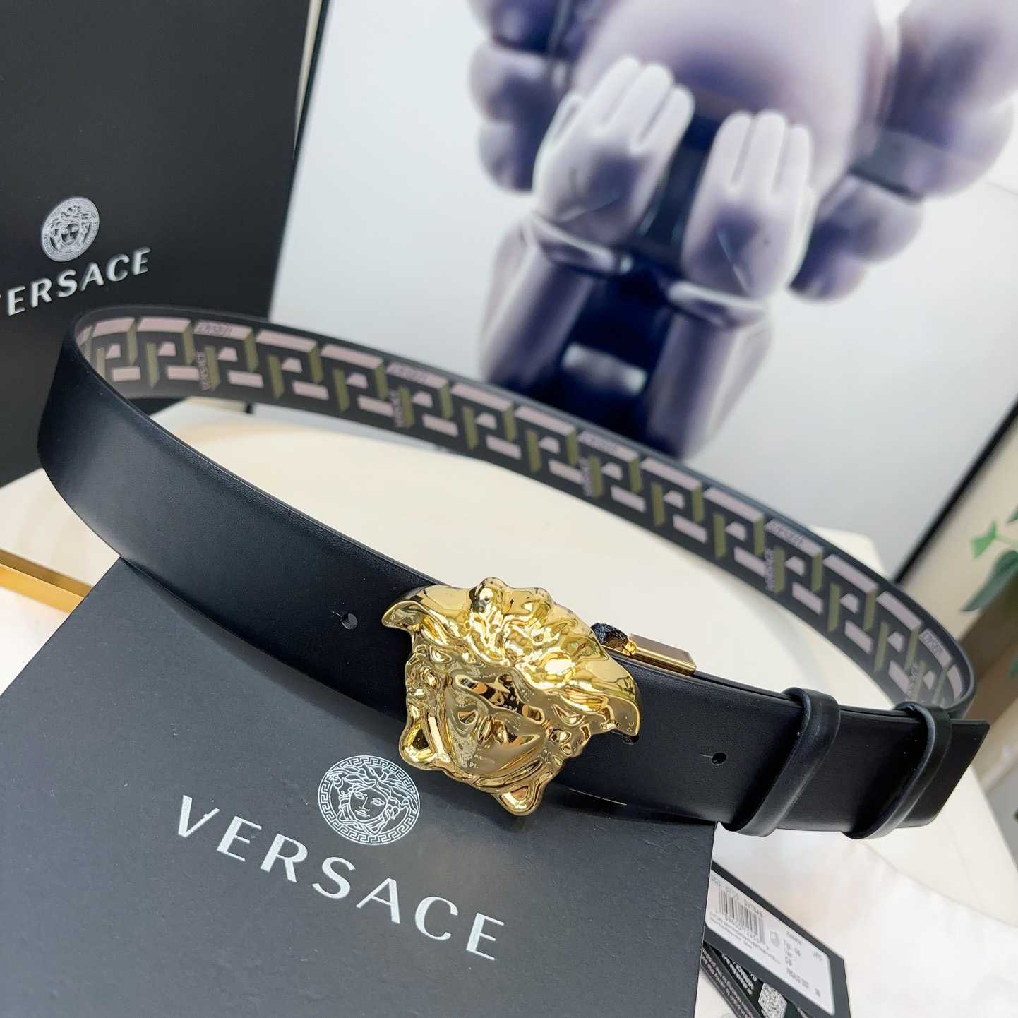 Versace Reversible Leather Belt    40mm - PerfectKickZ