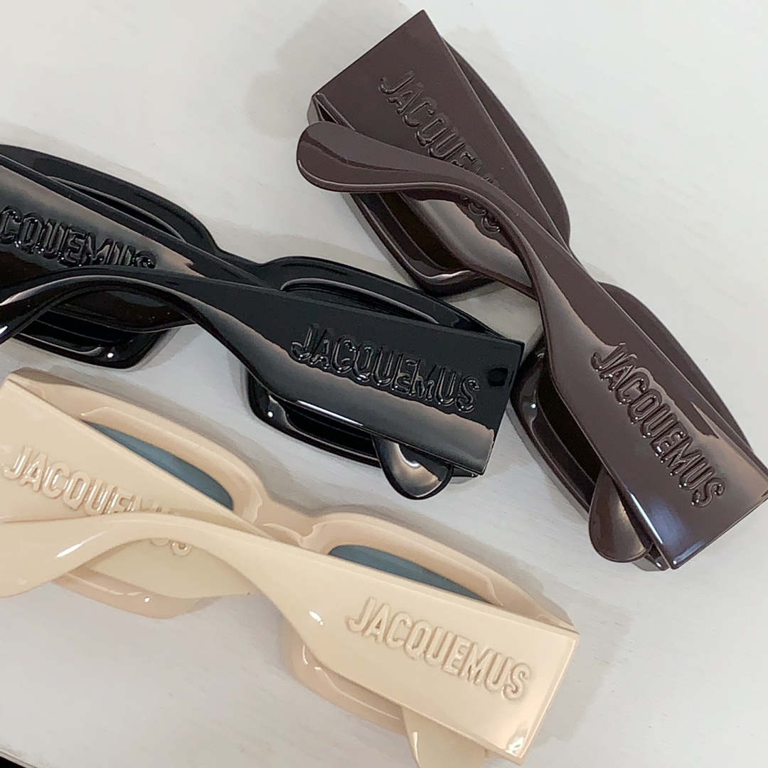 Jacquemus Les Lunettes Tupi Sunglasses   - PerfectKickZ